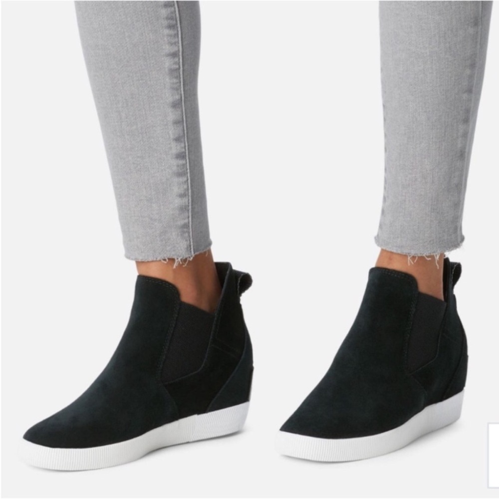 Sorel Black Suede High-Top Sneakers